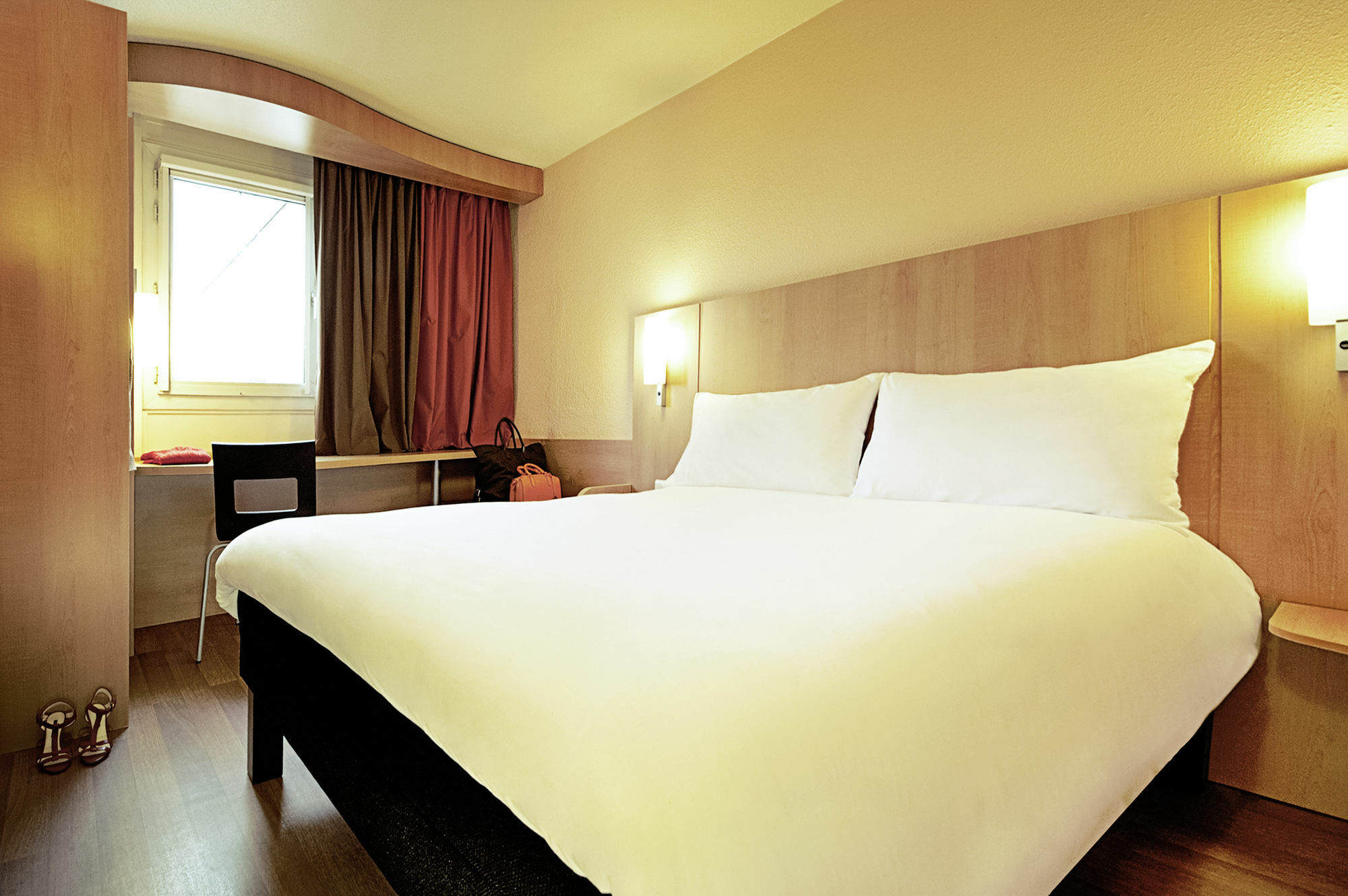 B&B Hotel Les Sables-D'Olonne Centre Gare Εξωτερικό φωτογραφία